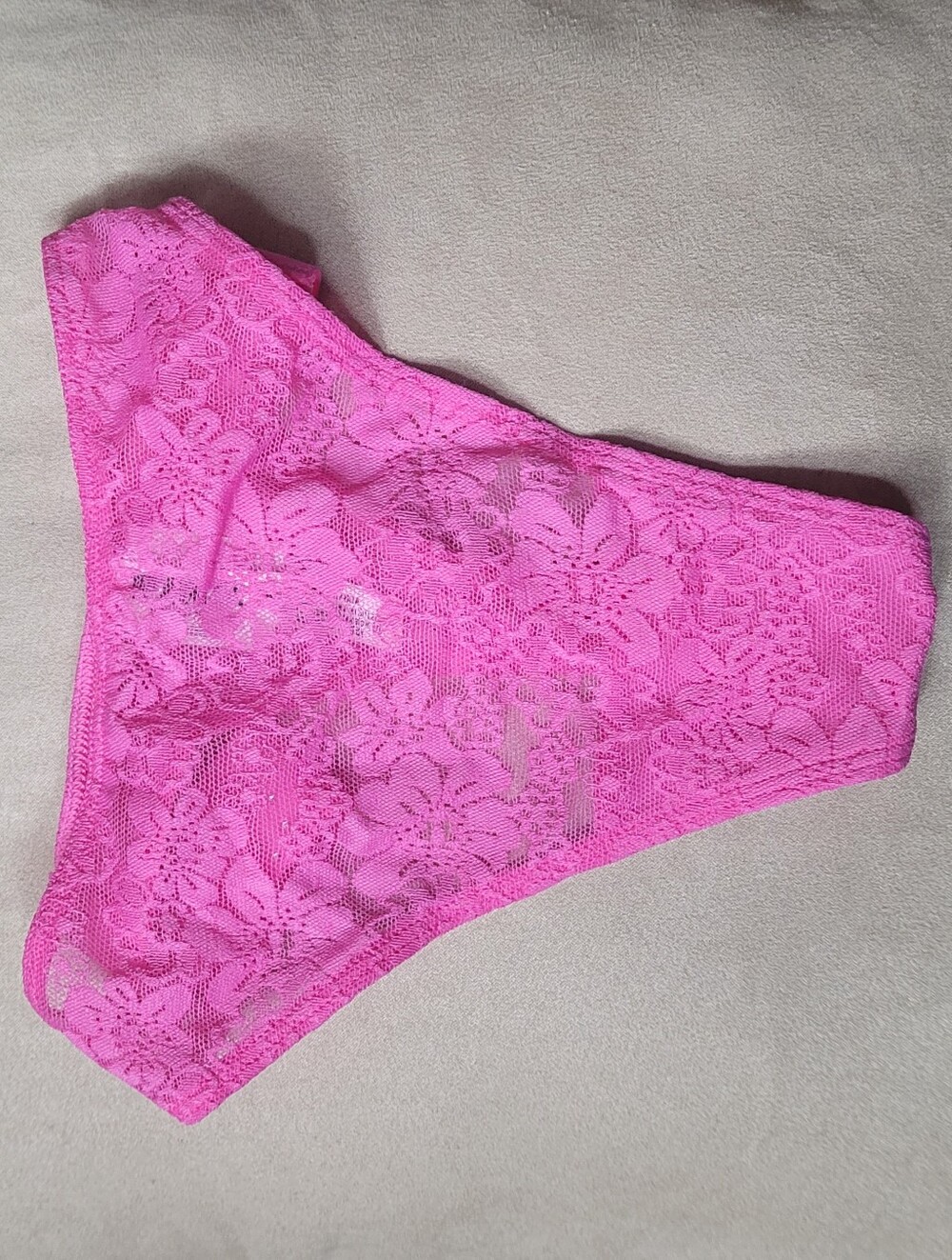 VICTORIA'S SECRET PINK Lace Rhinestone Thong, Size L